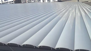 د خارجي چت لوور لمر سیوري سیسټمونه 1000 - 6000mm بلیډز سپان موټریز کنټرول