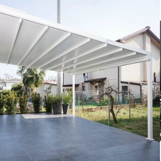 फ्रीस्ट्यान्डिङ 150mm ब्लेड एल्युमिनियम लोभर्ड रिट्र्याक्टेबल आँगन छत 1