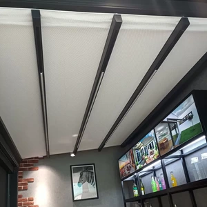 Paa la LED lisilo na mvua la PVC Inayoweza Kurudishwa ya Pergola Aloi ya Alumini ya Gazebo ya Kidhibiti cha Mbali