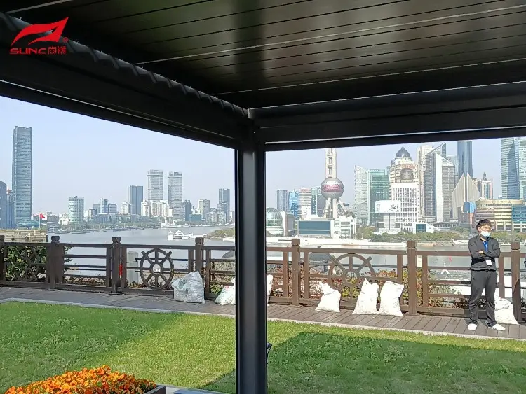 Pergola oo leh Power Louvers 0/square SYNC 4