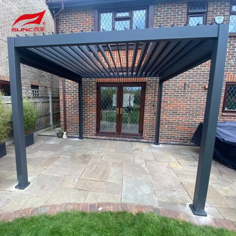 Pergola met Power Louvers SUNC Brand MoneyGram karton of houtkas 2
