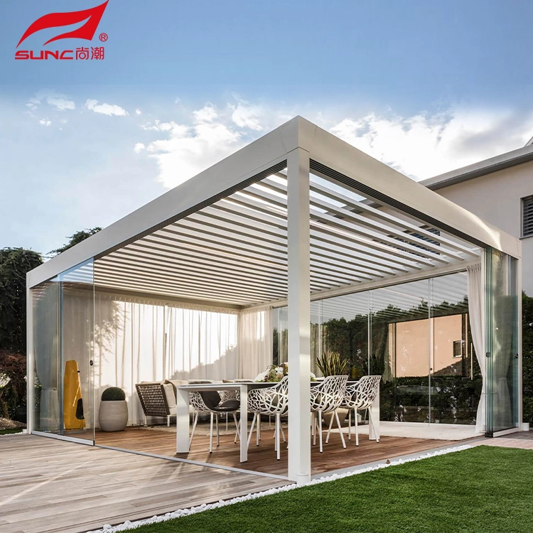 SUNC do Chustaiméirí DIY Backyard Sunroom Mótaraithe Pergola Louvered 2