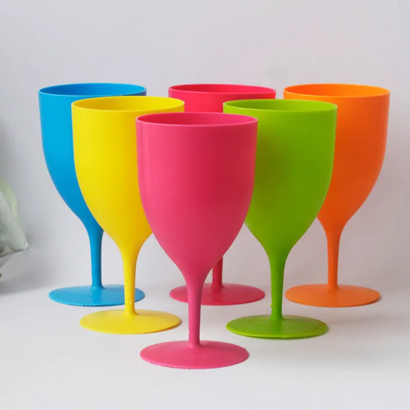 Beyond the Basics: Creative Custom Plastic Wine Glasses for Unique Events 1