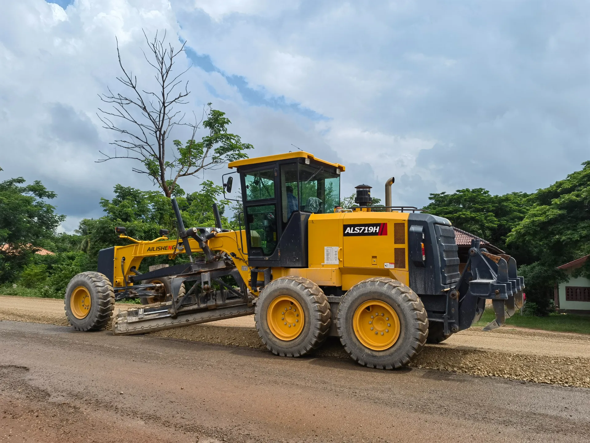 Top Small Motor Grader for Sale Factory Price 4
