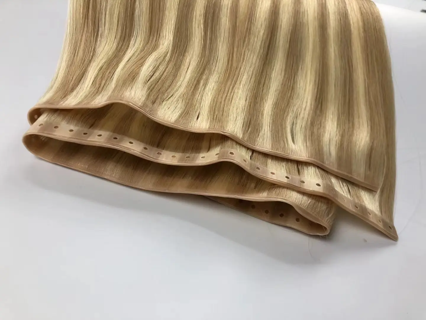 OEM Tape in Hair Extensions SC Hair Extensions 5