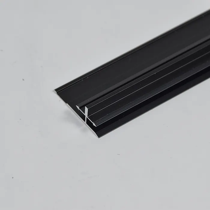 Custom Dong's Dongri Aluminium Profile Wall Cladding - Black 4
