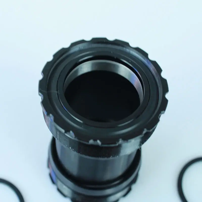 Venda quente suportes inferiores da bicicleta bsa eixo central da bicicleta de estrada mtb escudo plástico eixo central personalizado suporte inferior da bicicleta 1