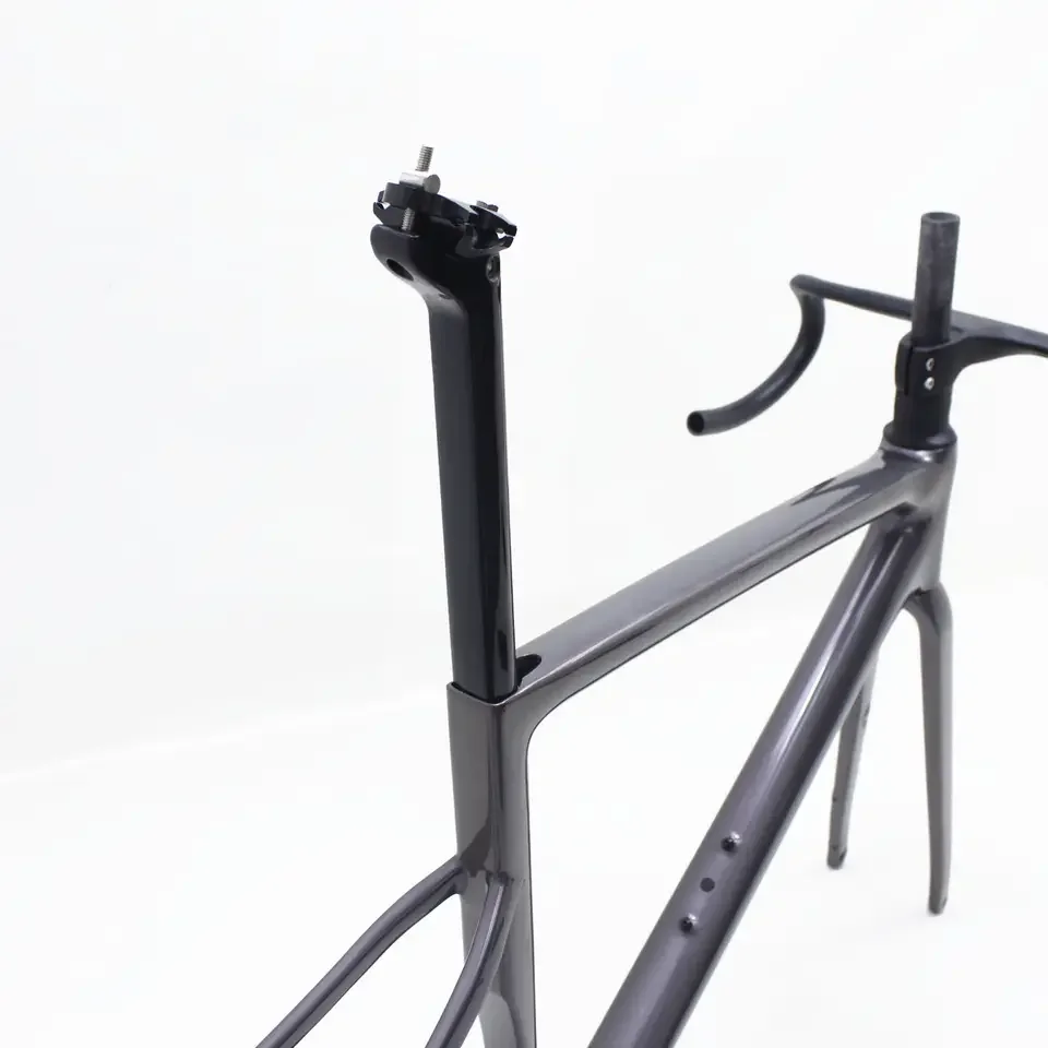 Top 1-1/2*Bottom 1-1/2 Disc Brake Road Bike Frame Full Internal Routing Chinese Carbon Fiber Bike Frame Color Customizable 3