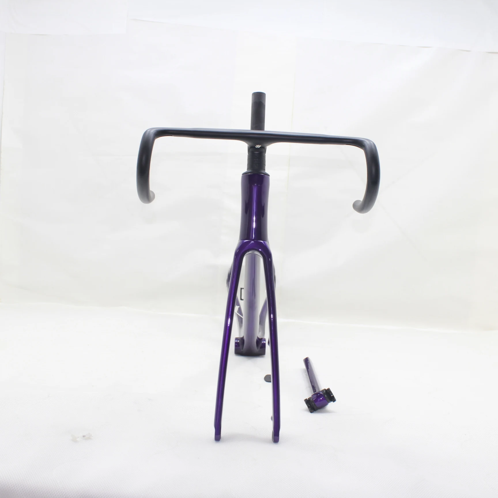 Hight Modulus Toray T800 Carbonfaser-Aero-Disc-Rennradrahmen Crf43 Custom-Lackierung mit verstecktem Kabel-Rennrad-Rahmenset 6