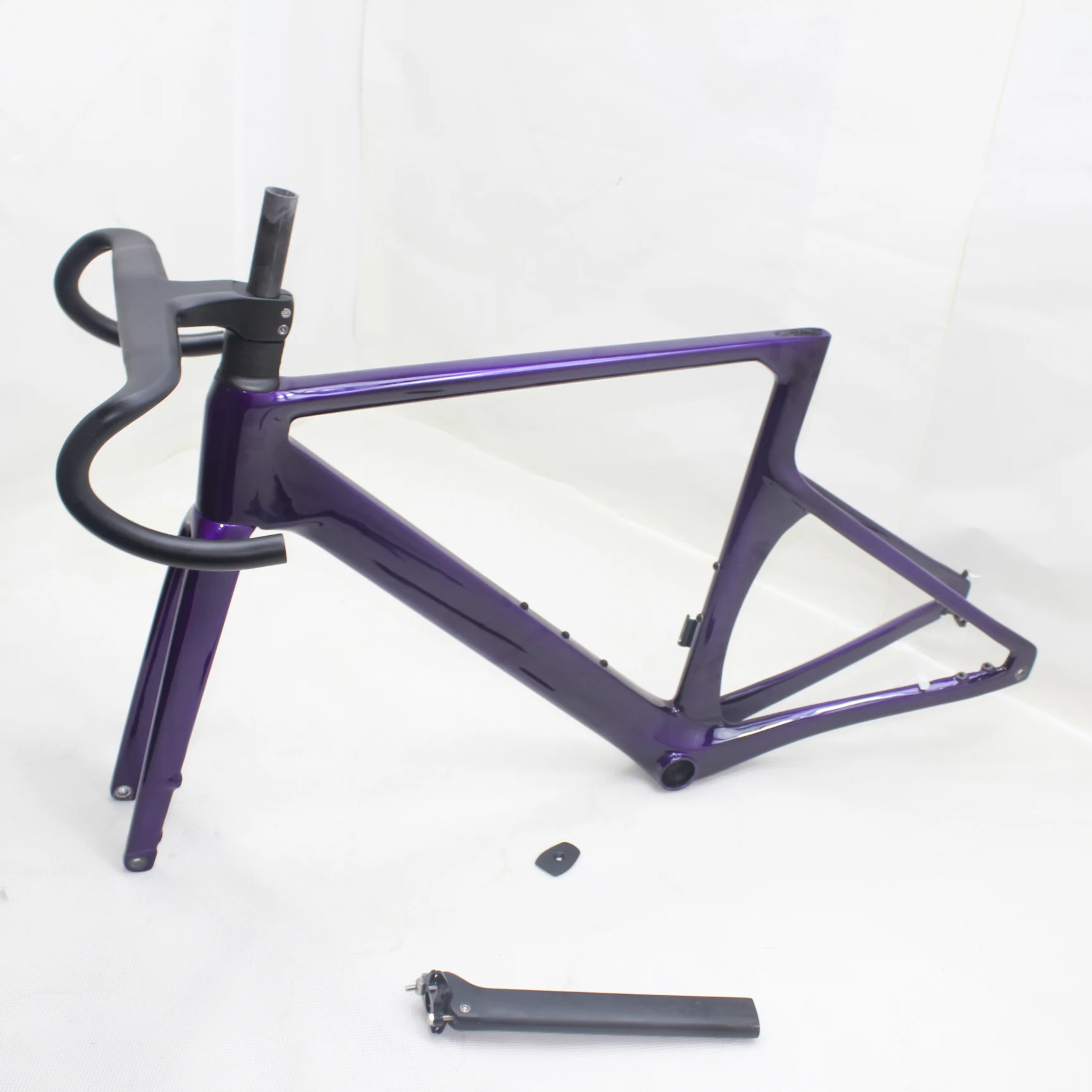 Hight Modulus Toray T800 Carbonfaser-Aero-Disc-Rennradrahmen Crf43 Custom-Lackierung mit verstecktem Kabel-Rennrad-Rahmenset 3
