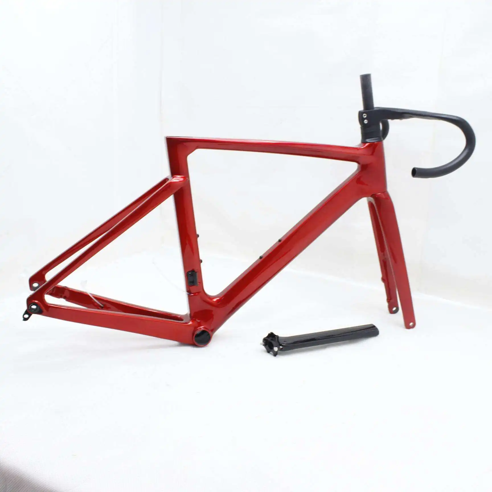 Customize Your Ride! CRF36 Carbon Fiber Road Bike Frame, Aerodynamic Design, Experience Ultimate Speed! 3