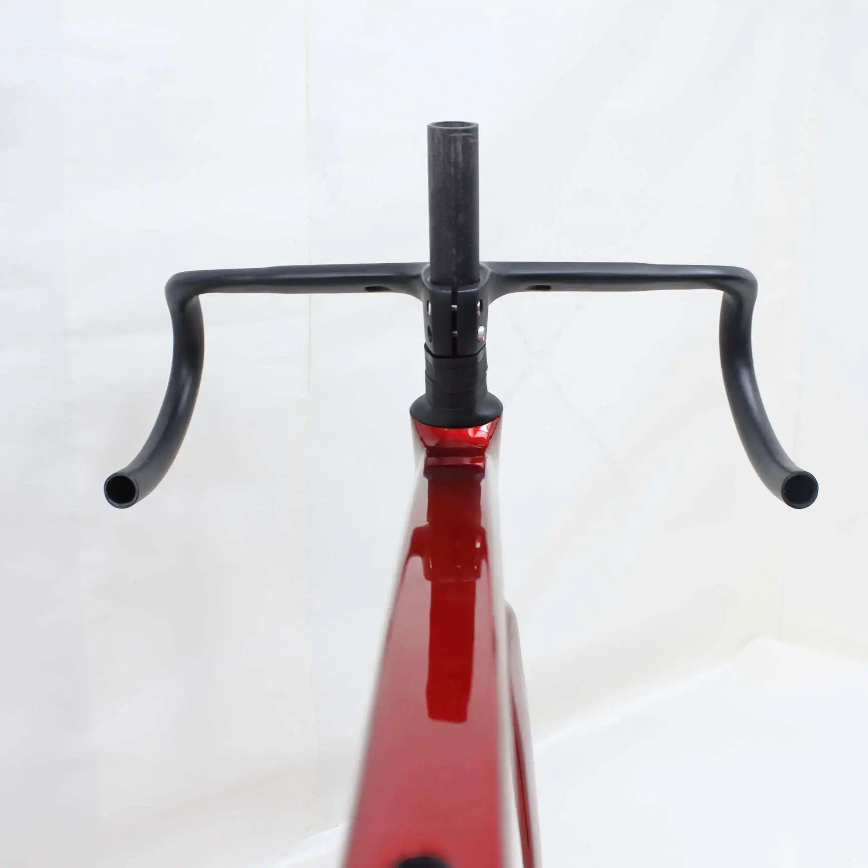 Customize Your Ride! CRF36 Carbon Fiber Road Bike Frame, Aerodynamic Design, Experience Ultimate Speed! 4