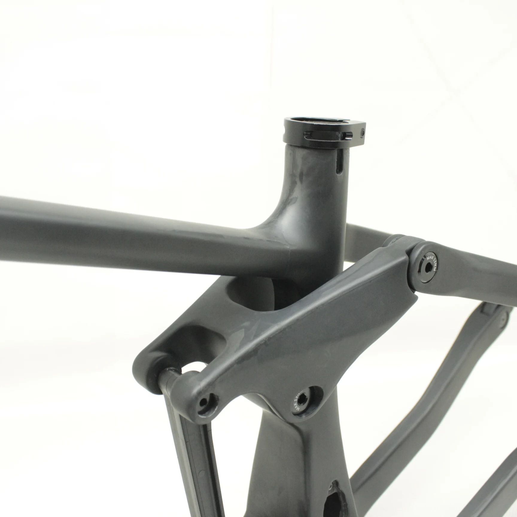 Carbonfaser-EMTB-Rahmenkit mit Shimano EP800-Mittelmotor | Hochleistungs-Offroad-E-Bike-Umbau 4