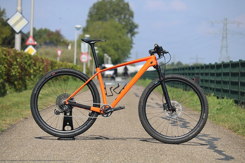 高品質カーボンファイバーフレームマウンテン自転車フレーム 29ER