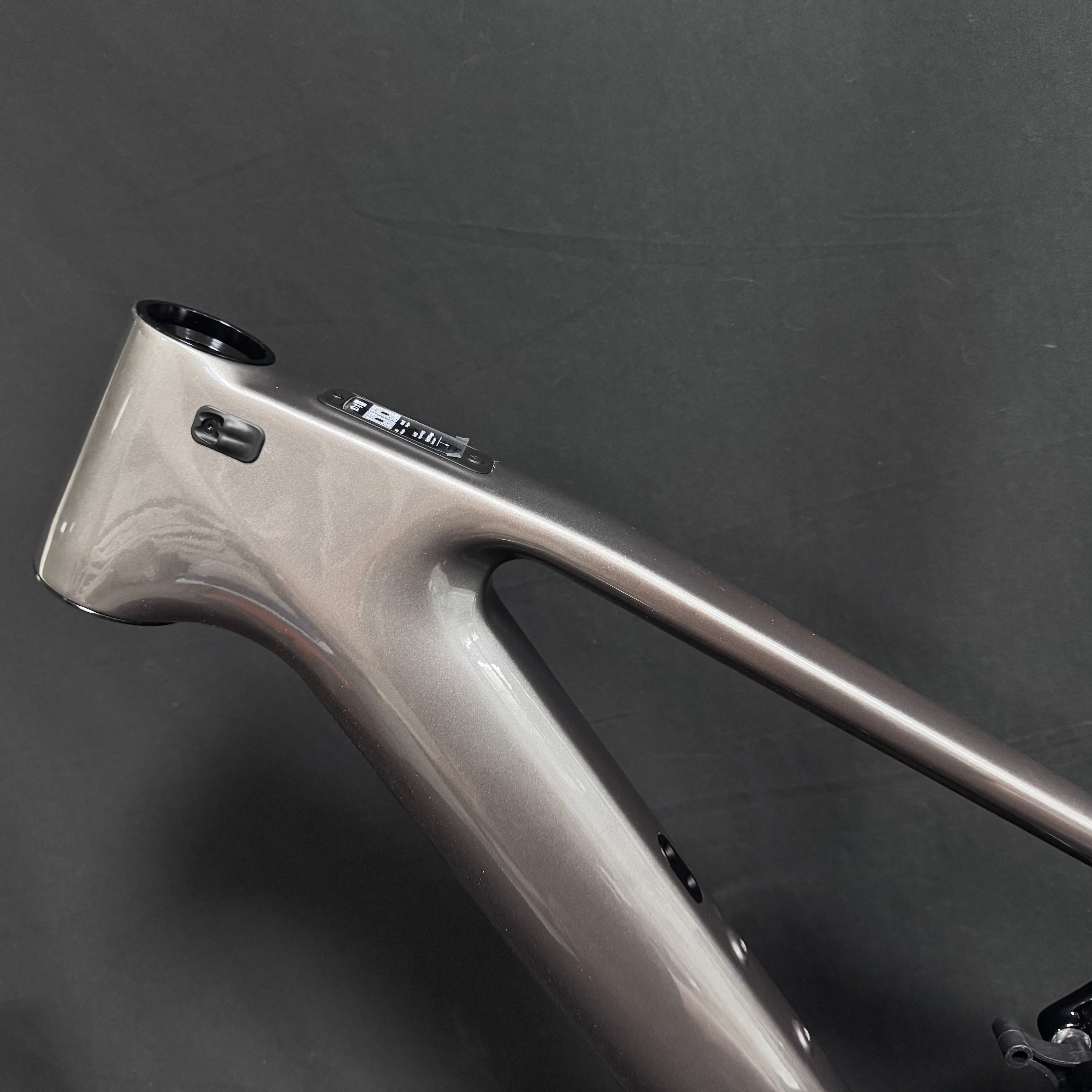 Unikke produkter til salg online Carbon Mtb Frame 29er Fuld Suspension Bafang M820 Til Mountain Bike Holdbar Miljøvenlig mat 6