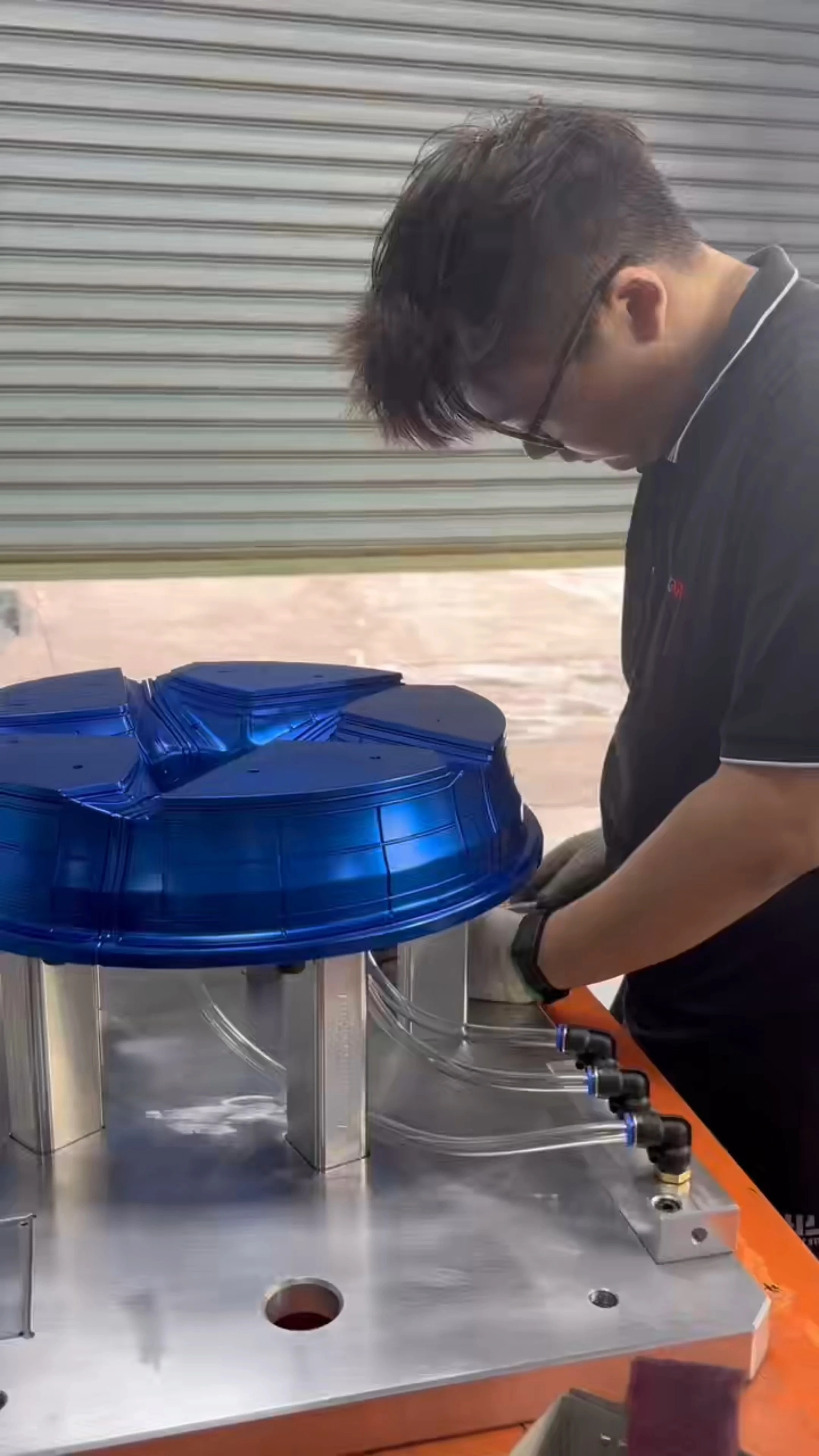 CNC machining of BMW prototype parts 1