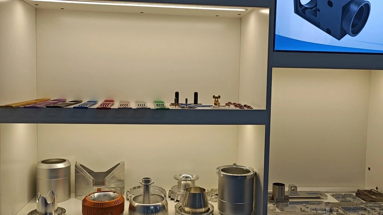 CNC Lathe Turning Machining Knurled Brass Fasteners 1