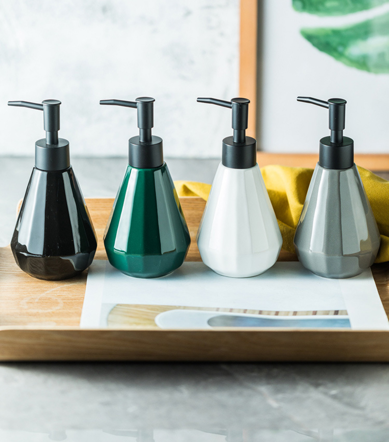 Ensemble distributeur de savon en céramique, bouteille de liquide, ensemble d'accessoires de salle de bains, maison & produits de salle de bains d'hôtel 1