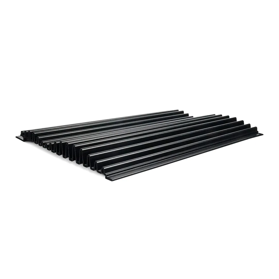 Maximizing Space with Aluminum Slatwall Systems: A Must-Have Tool for Creative Storage Solutions 1