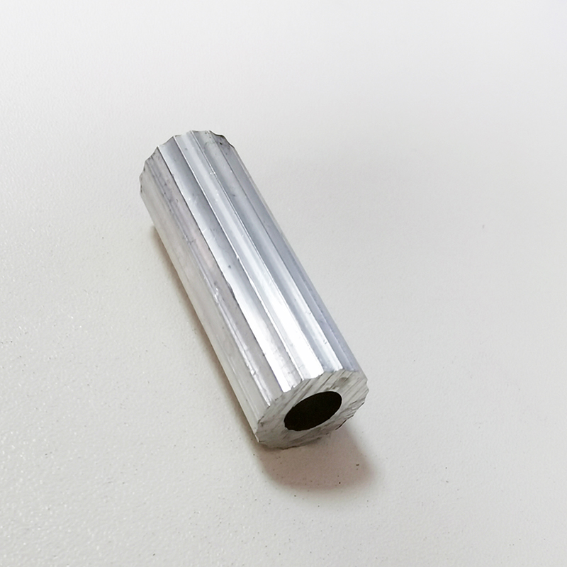 Tubes en aluminium personnalisés 6061-T4 pour fauteuils roulants, fourche avant en aluminium 8