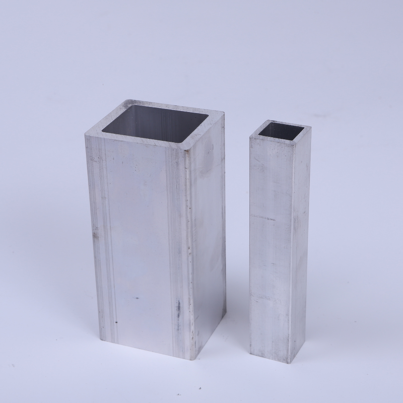 Quadratisches Hohlrohr aus Aluminium. 6063-LEGIERUNGSQUALITÄT, T66, GEHÄRTETES F25-Aluminiumrohr 6