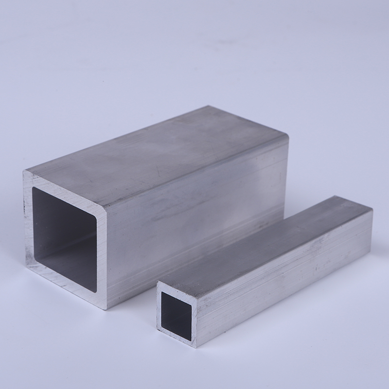 Quadratisches Hohlrohr aus Aluminium. 6063-LEGIERUNGSQUALITÄT, T66, GEHÄRTETES F25-Aluminiumrohr 8
