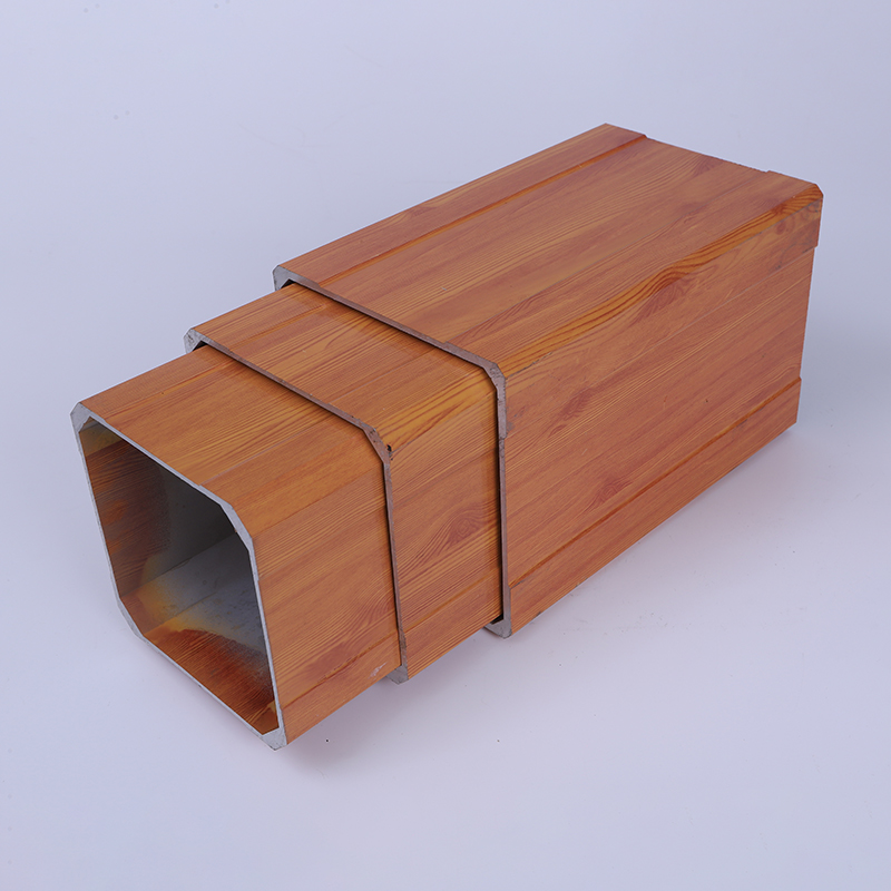 Tube en aluminium carré 6060-T66 Tuyau en aluminium rectangulaire Grain de bois Aluminium 4