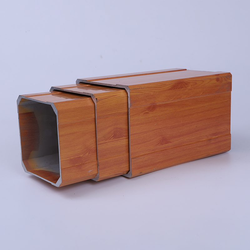 Tube en aluminium carré 6060-T66 Tuyau en aluminium rectangulaire Grain de bois Aluminium 5