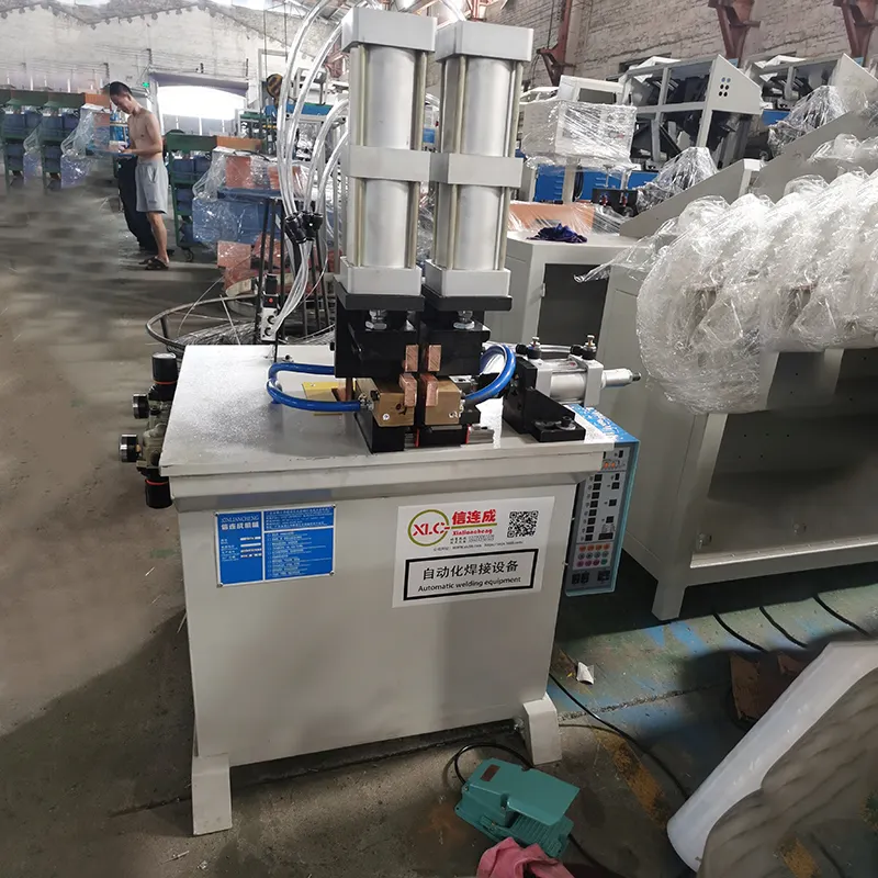 Máquina de soldadura a tope por XLC 14