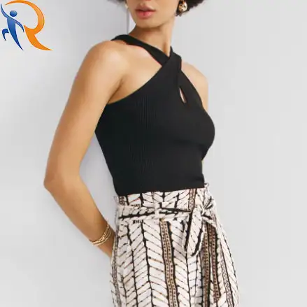 بلوزة قصيرة ذات رسن ضلع أساسية لصيف 2024 للنساء 1