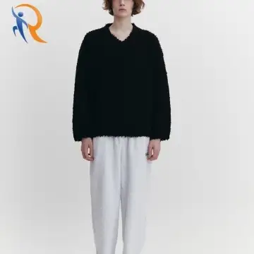 UNISEX Boucle V-Neck Wool Knit in black 1