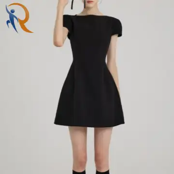 يصمم فستان صغير مميز للملابس الفاخرة 1