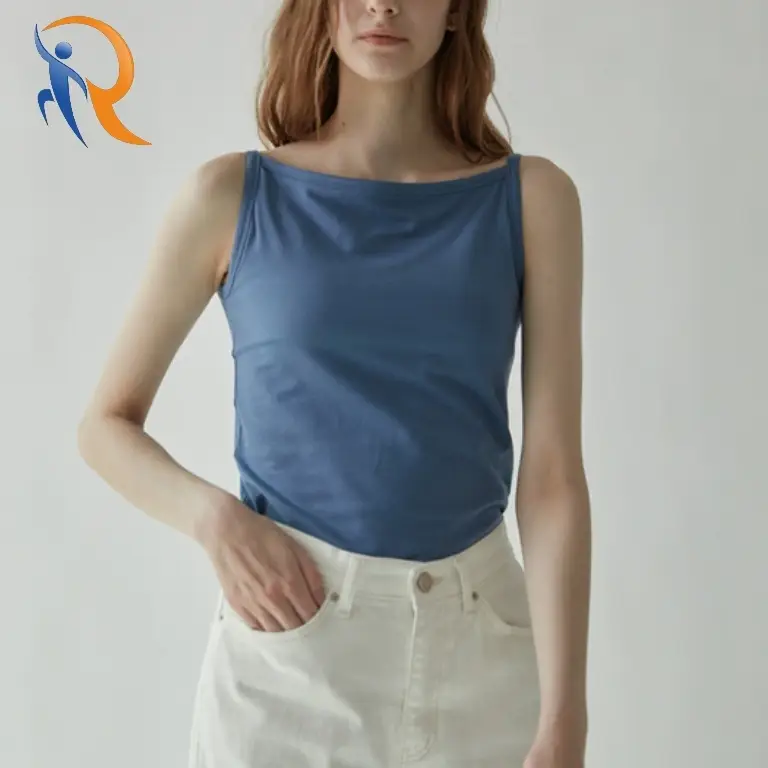 Lion's sleeveless blue neck 1