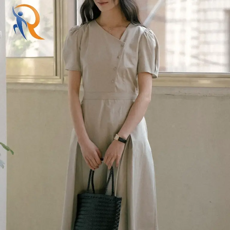 Unbalance button dress 1