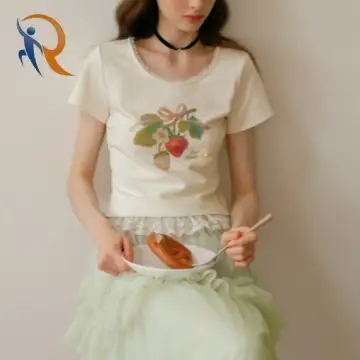 بلوزة قصيرة من الدانتيل من Cest Garden 1