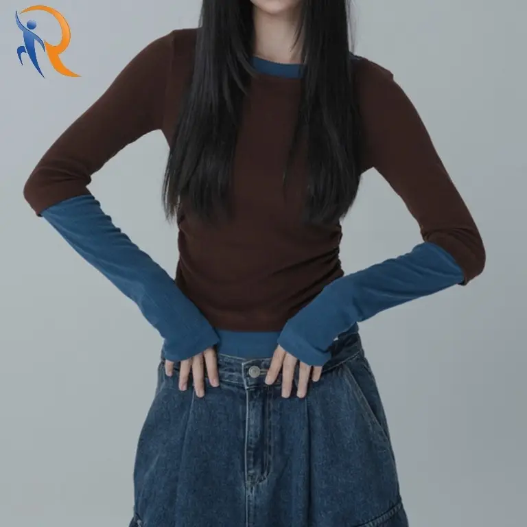 FINGER HOLE SHIRRING T-SHIRT_BROWN-BLUE 1