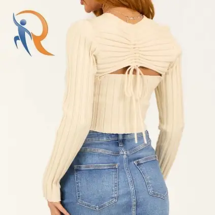 بلوزة قصيرة بأكمام طويلة مضلعة وظهر مفتوح 1