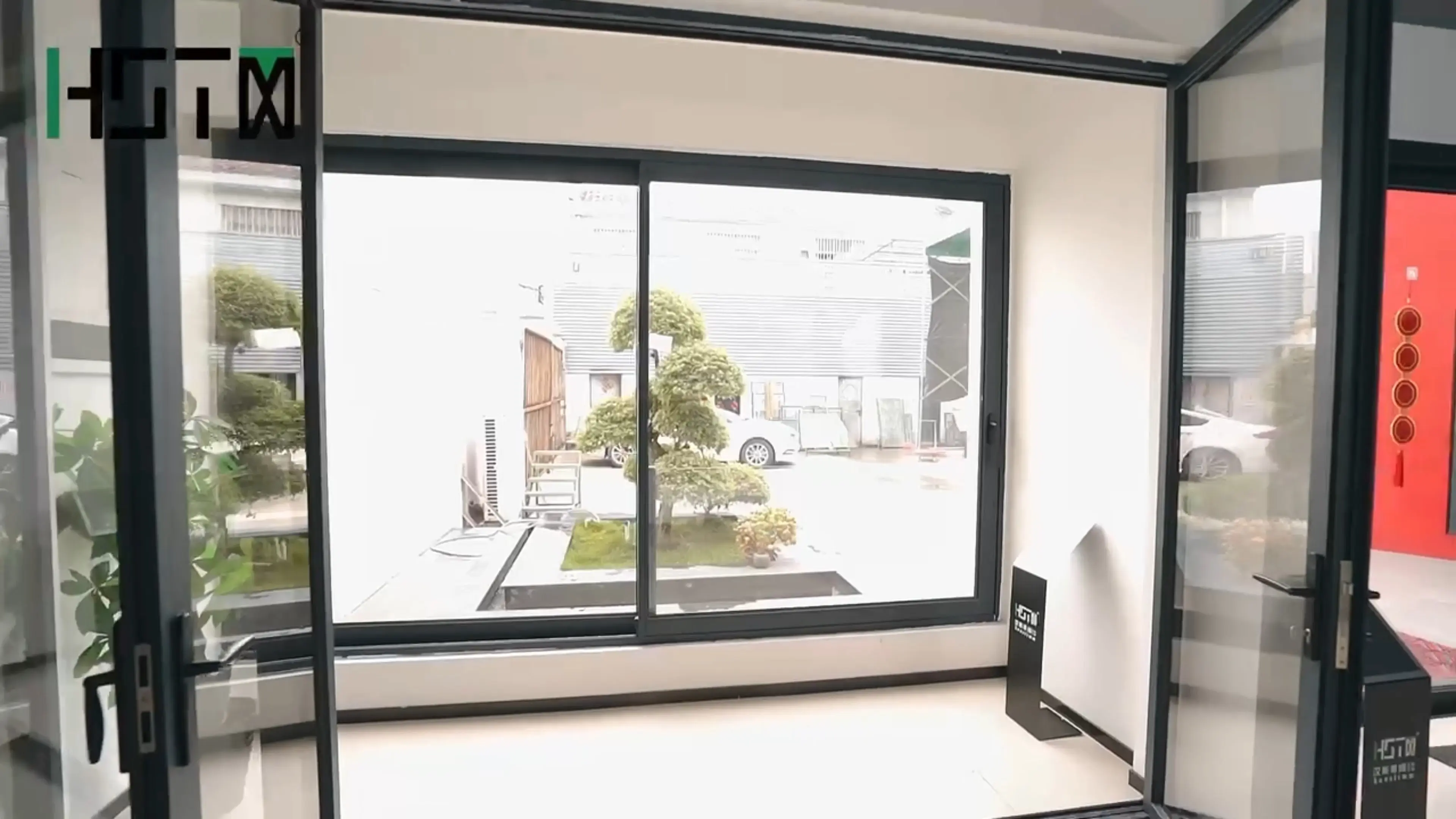 Puertas exteriores plegables de aluminio de HSTM 1