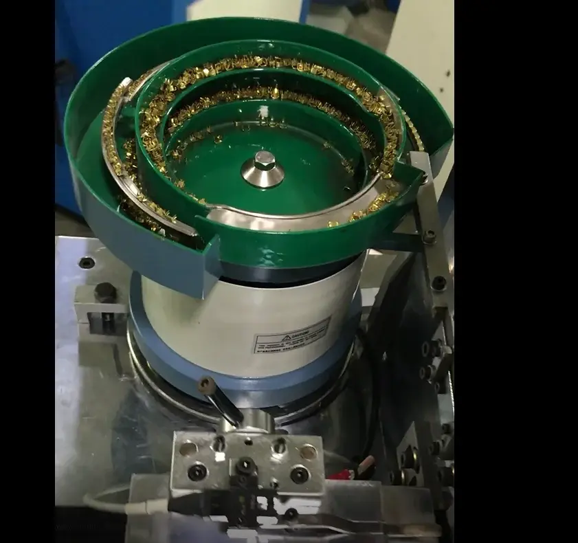Zipper Machinery 1800 PCS/60 CM Nonesupply 5