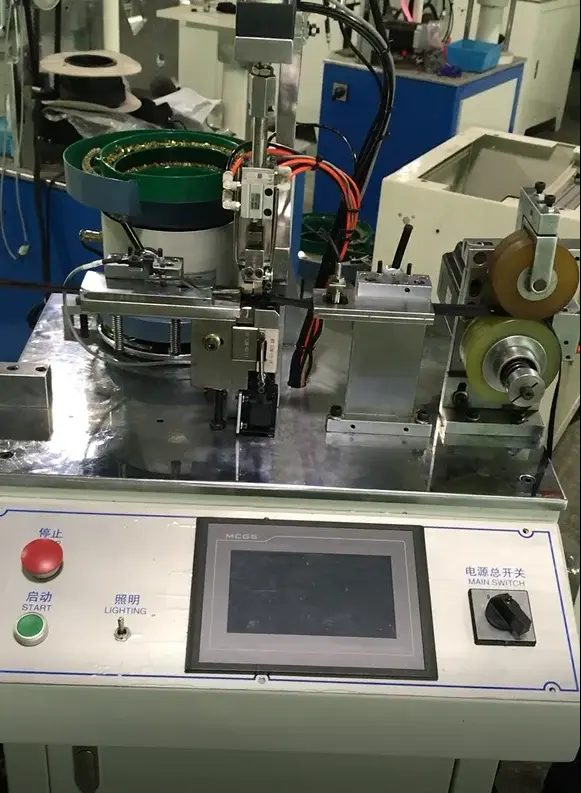 Zipper Machinery 1800 PCS/60 CM Nonesupply 3