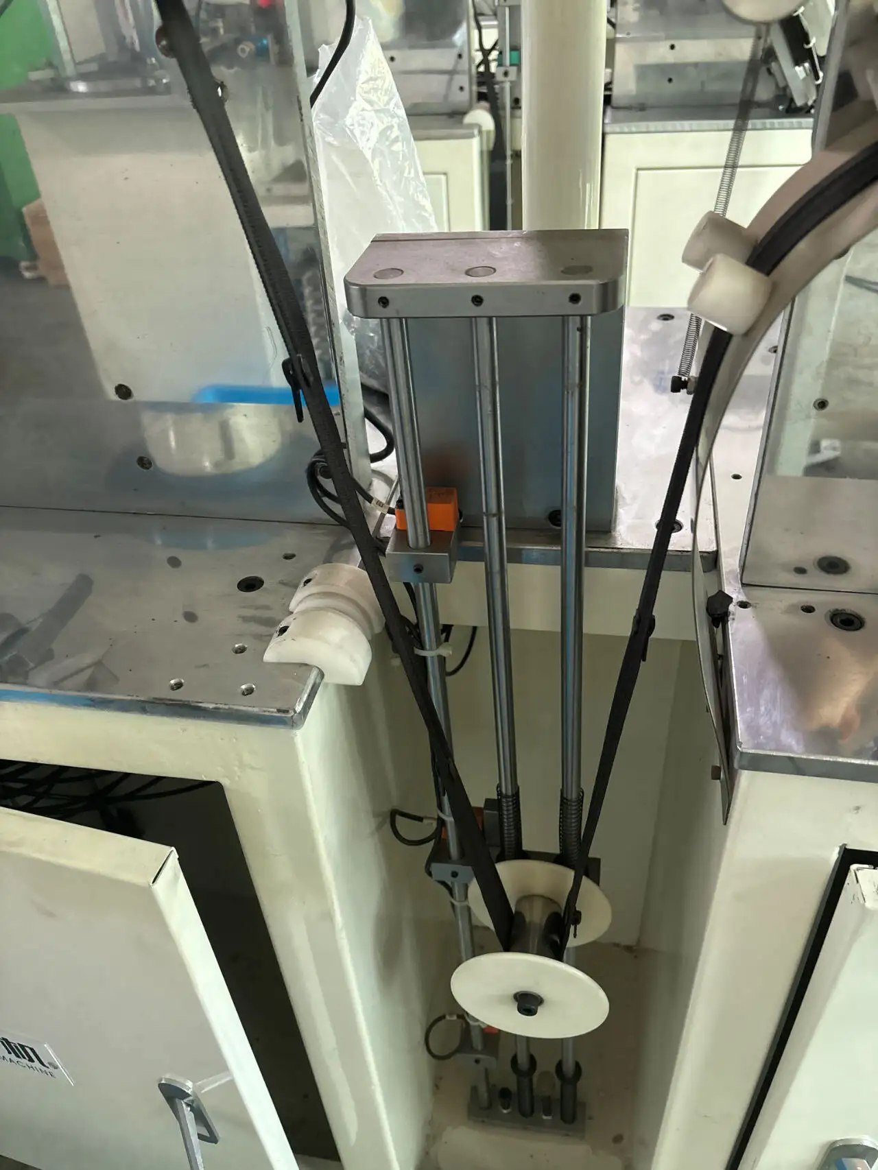 High End Zipper Slider Machine Manufacturing 6