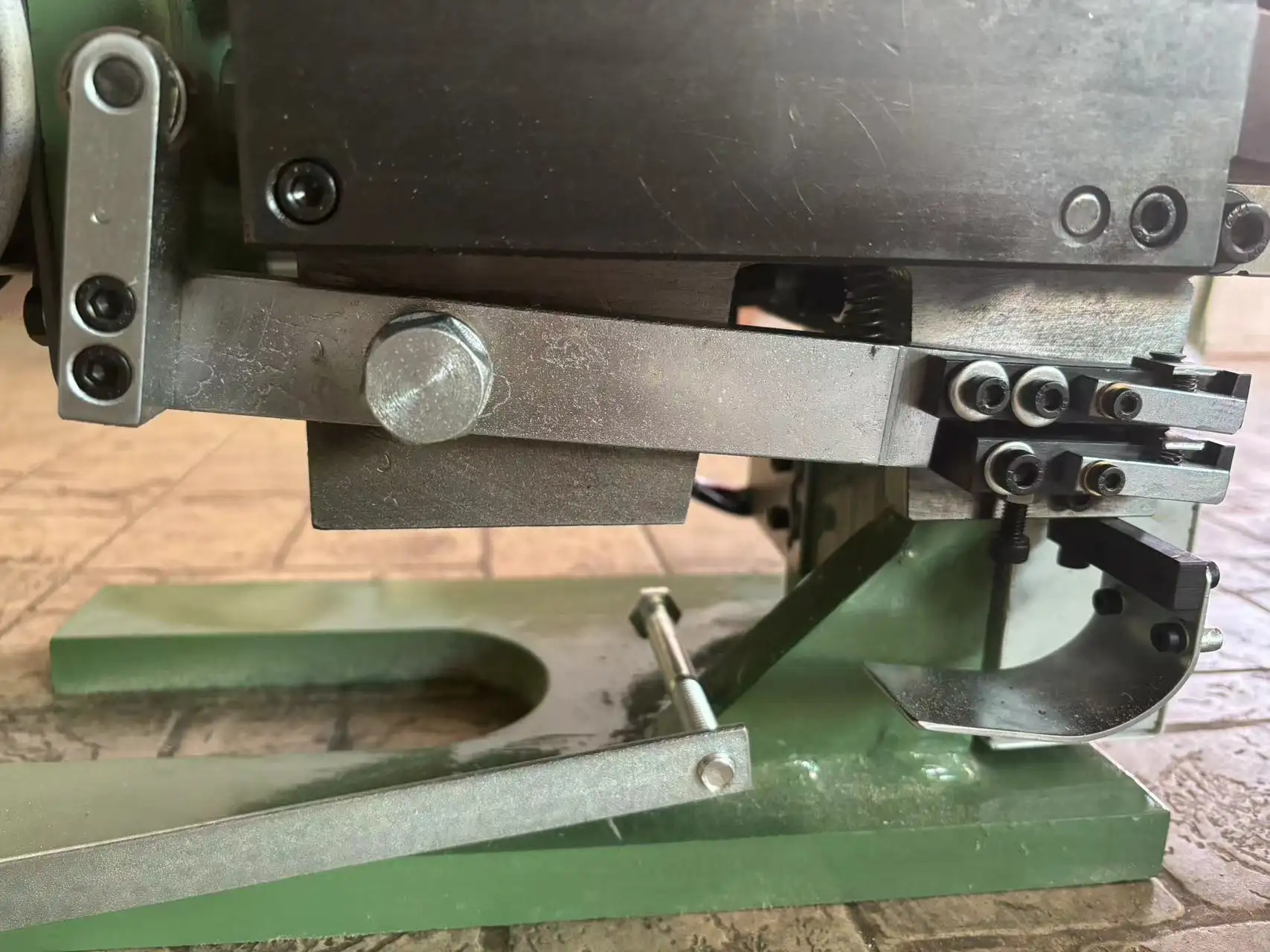 Factory Direct Zip Manufacturing Machine 6