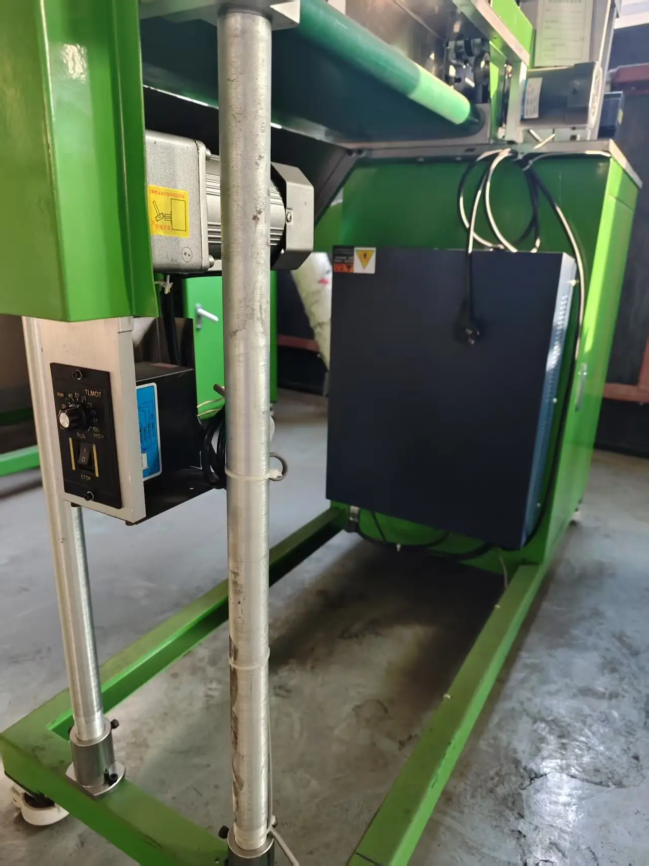 Zipper Making Machine 0.75 KW Newwith Custom Services 3