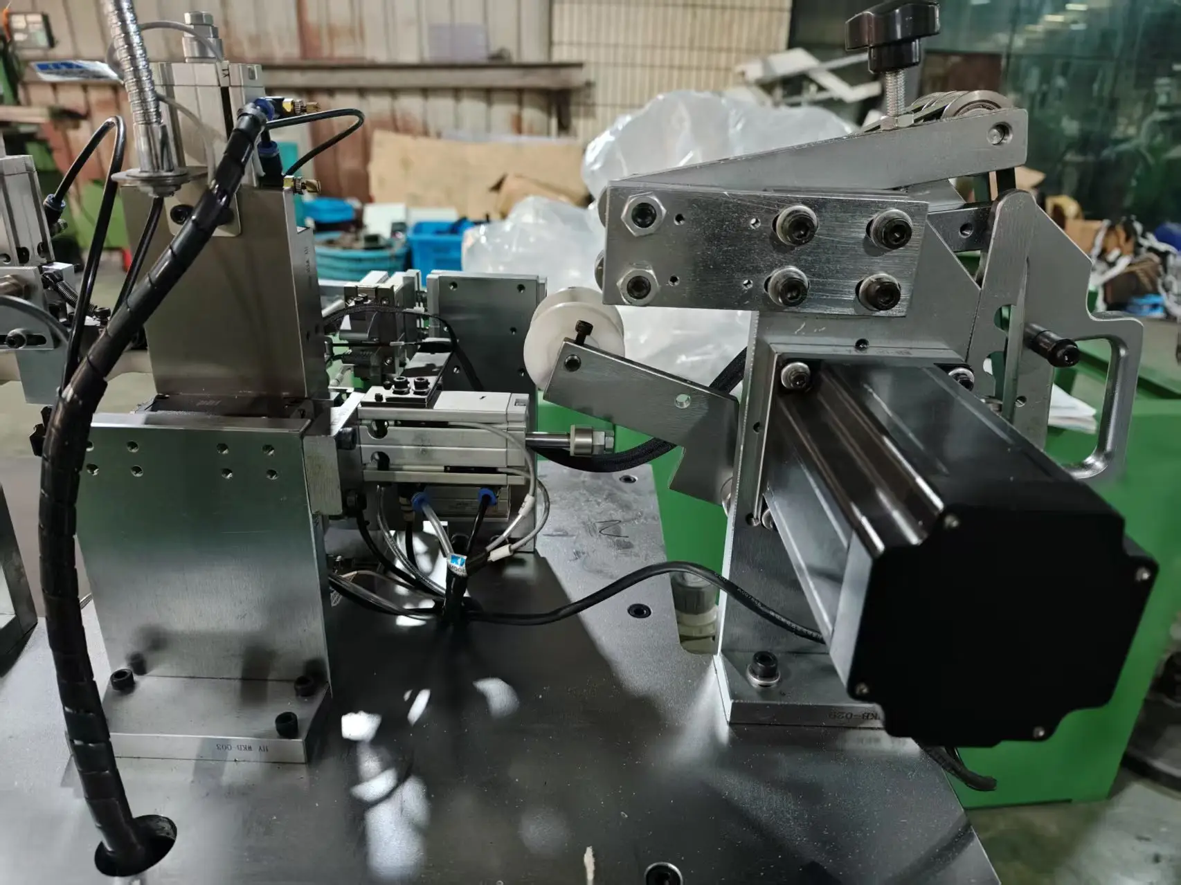 Quality Automatic Zipper Cutting Machine Price List 4