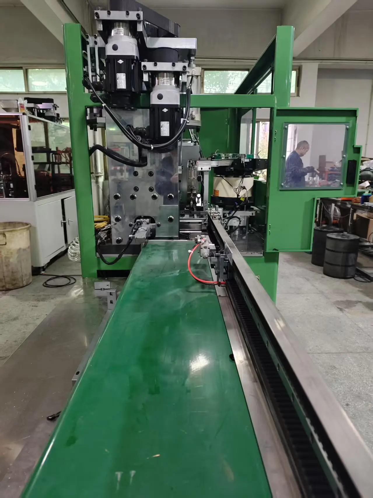 Factory Direct Zipper Machinery Price List 9