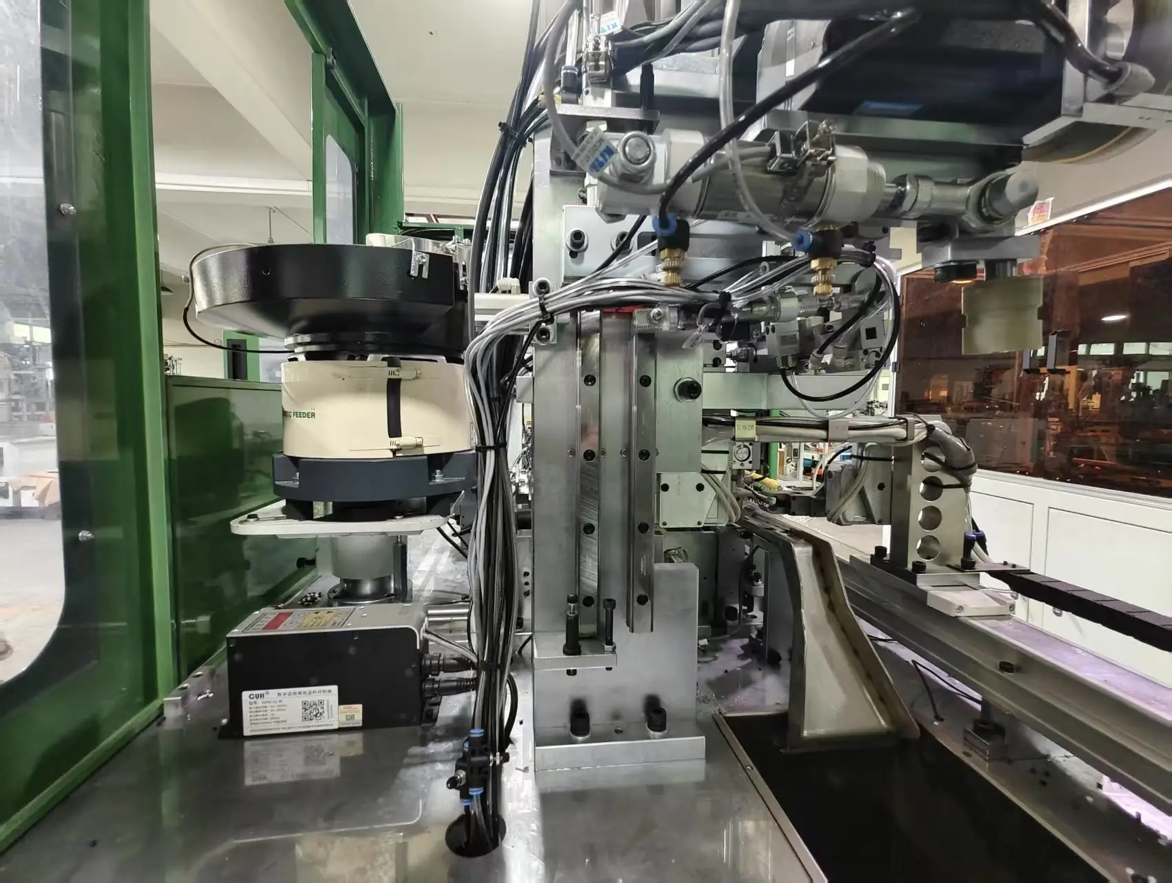 Factory Direct Zipper Machinery Price List 6