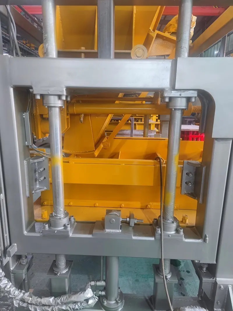 Fully Automatic Cement Block Making Machine - - YIXIN 4