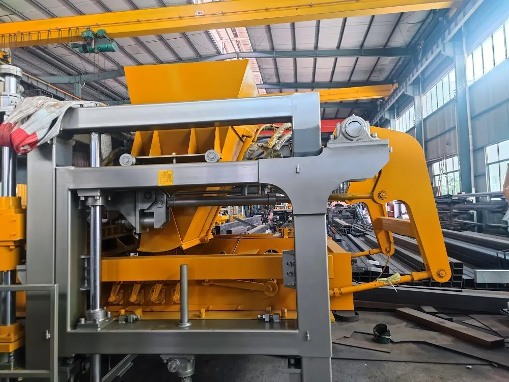 Block Manufacturing Machine - - YIXIN 4