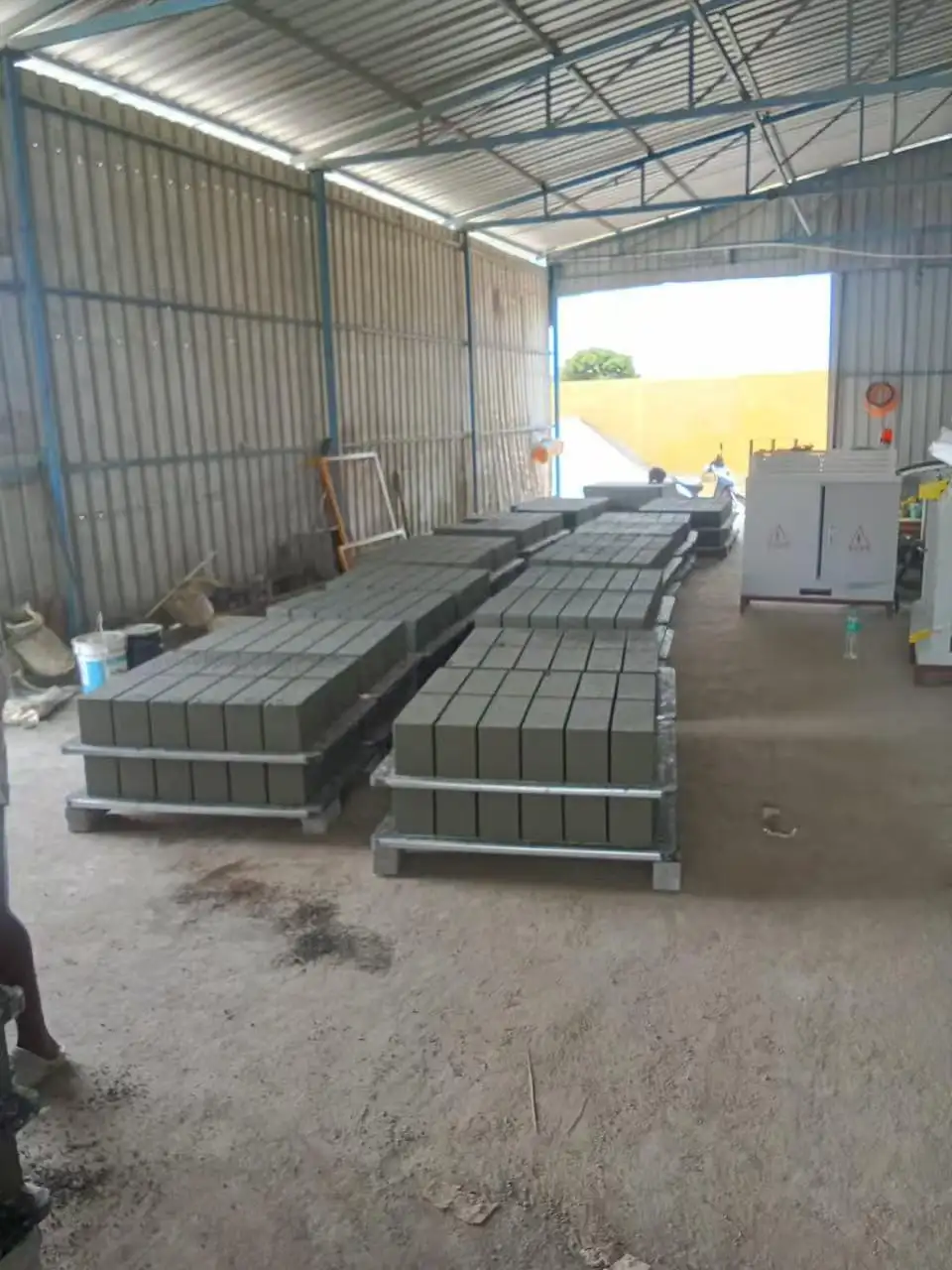 Interlocking Mud Brick Machine Price - - YIXIN 4