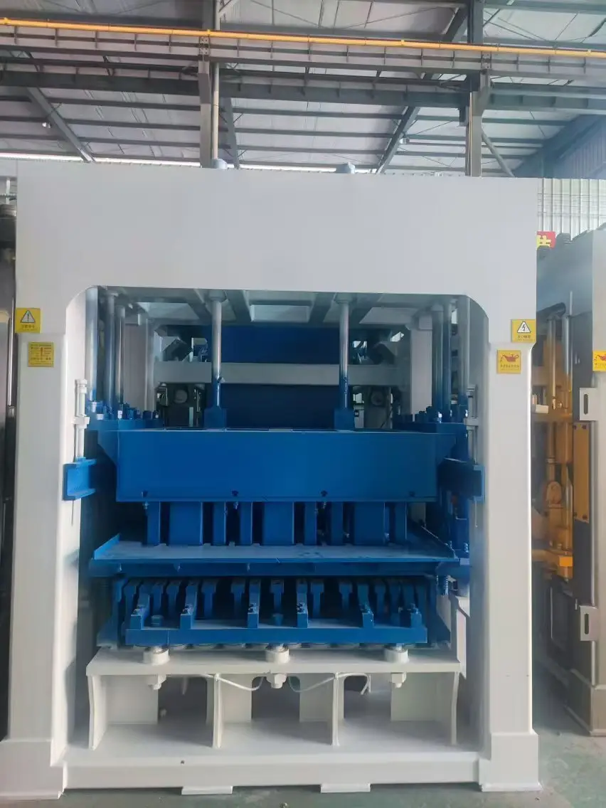 Automatic Interlocking Brick Machine - - YIXIN-1 4